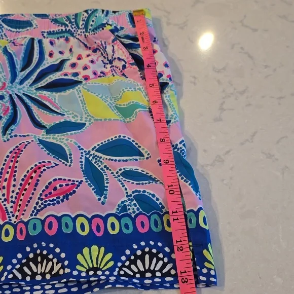 Lilly Pulitzer "Katia" Shorts — Once Upon a Tide, Size XL - Picture 5 of 6